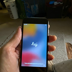 Apple iPhone 7 32GB Black Network Locked MN8G2LL/A iOS 15.8.8 12MP
