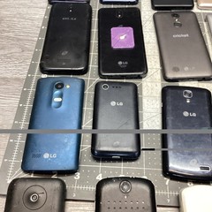 Random Lot of 20Cell Phones Untested, for Parts or Repair Assorted Apple Samsung