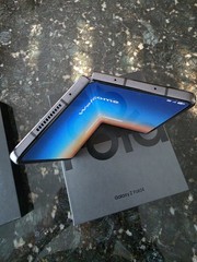Samsung Galaxy Z Fold4 SM-F936U – 512GB – Phantom Black (AT&T) UNLOCKED