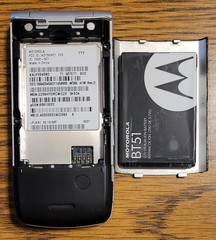 Motorola W385 – Black and Silver ( Verizon ) Rare Cellular Flip Phone