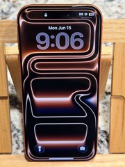 Apple iPhone 17 Pro – 1 TB – Cosmic Orange (Unlocked, only 2 charging cycles)