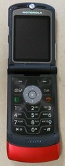 Lot of 2 Vintage Phones No Pwr for Parts/Repair V3m & Wildfire 0421-07M