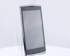 UMX U693CL Black 16GB Assurance Wireless Android Smartphone Fair Shape