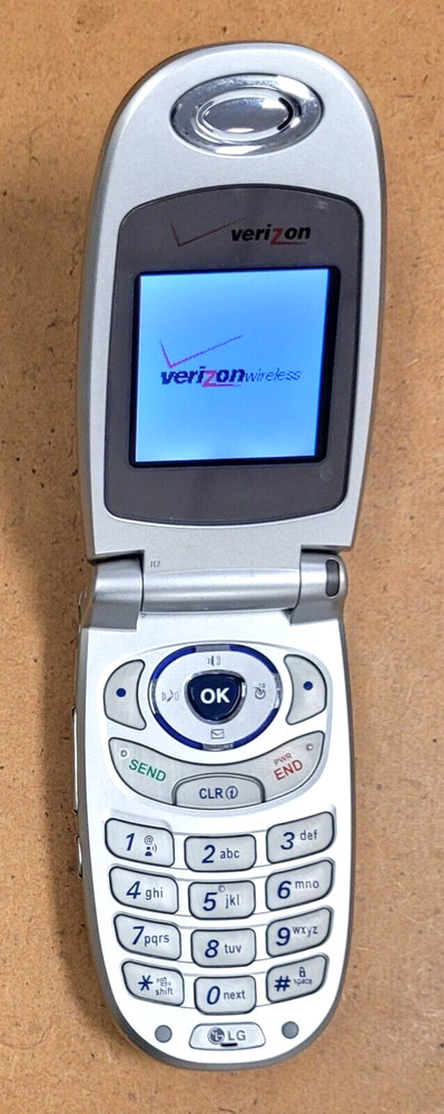 LG VX3300 – Gray and Silver ( Verizon ) Cellular Flip Phone