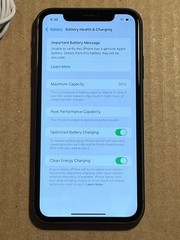 Apple iPhone 11 64GB Black Unlocked A2111 READ