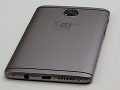 OnePlus 3T (A3003) 64GB (GSM Unlocked) Dual SIM Smartphone – BLEMISHED – H5482