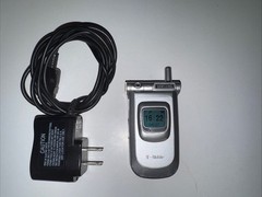 Vintage Samsung SGH-V205 – Silver (T-Mobile) Very Rare Flip Phone w/ Accesories