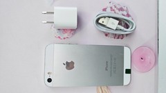 Apple iPhone 5s Unlocked – 16 GB/32 GB/64 GB- Gold Gray Silver – 90% N EW