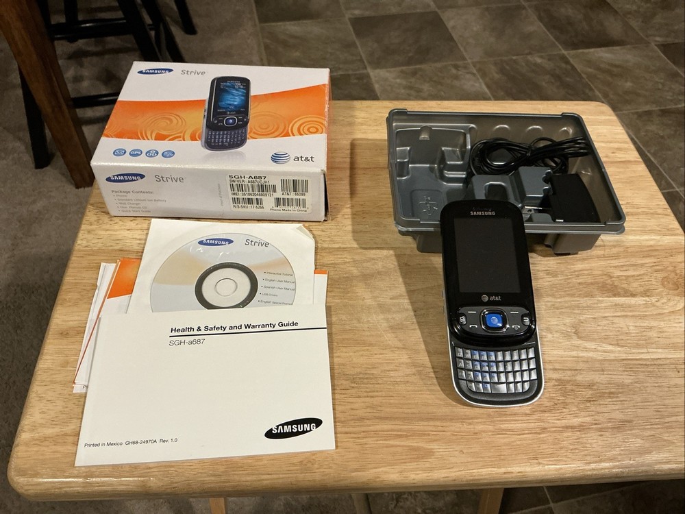 Samsung Strive Clear SGH-A687 Phone AT&T Bundle Looks Barely Used Works