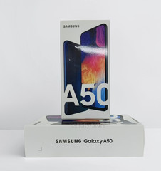 Samsung Galaxy A50 SM-A505U 64GB+4GB 4G Single Sim Android Smartphone New Sealed