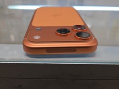 Apple iPhone 17 Pro 256GB Cosmic Orange Unlocked – Excellent Condition