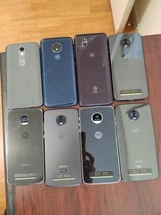 Lot of 8 Motorola Moto Z2 / G7 Power and other For parts