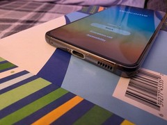 Samsung Galaxy S21 – 128 GB – Phantom Gray (Unlocked) working!!