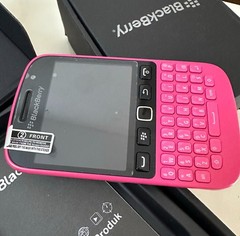 Unlocked BlackBerry 9720 3G WIFI 5MP Camera FM Radio GPS Cellphone Gift