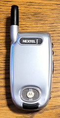 Motorola i730 – Silver and Gray ( Nextel ) iDEN Flip Phone – 00:00:00 Talk Time