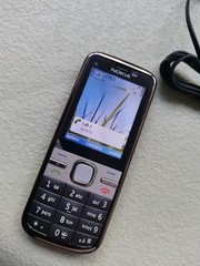 Unlocked Nokia C5-00 C5 MP3 camera 3G only Mobile Phone