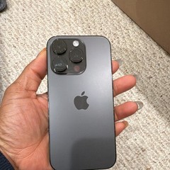 Apple iPhone 14 Pro 128GB Space Black Factory Unlocked A2650 MPXT3LL/A
