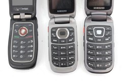 Assorted Verizon Flip Phones