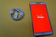 SAMSUNG Galaxy Note 3 – 32GB WHITE (VERIZON) FREE BUNDLE & SHIPPING