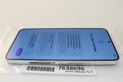 Samsung Galaxy S22 5G 256GB White – Unlocked AT&T T-Mobile Verizon 7638696