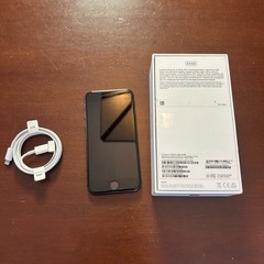 Apple iPhone XR 64GB Black MT302LL/A Charging Cord with Box