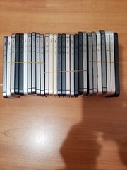 Lot of 27 Apple iPhone 5S and 5 16GB or 32GB or 64GB For parts