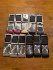 Motorola RAZR / Razor V3 Lot Of 11 Cell Phones Tested & Parts Chargers