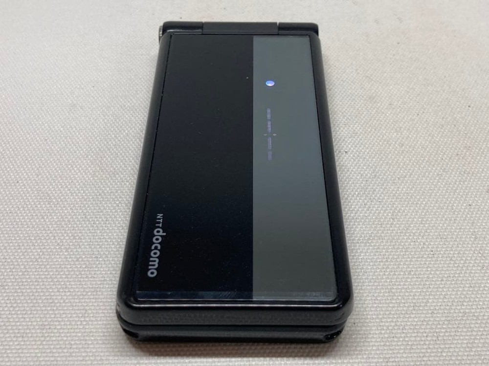 Panasonic P-01E Docomo FOMA Flip Phone Keitai Mobile Phone Black Japanese Tested