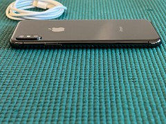 Apple iPhone X – 64GB – Space Gray (Unlocked) A1865 (CDMA + GSM)