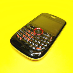 UNLOCKED INQ CHAT 3G KOODO TELUS CHATR BELL PUBLIC LUCKY KOODO MOBILE CELL PHONE