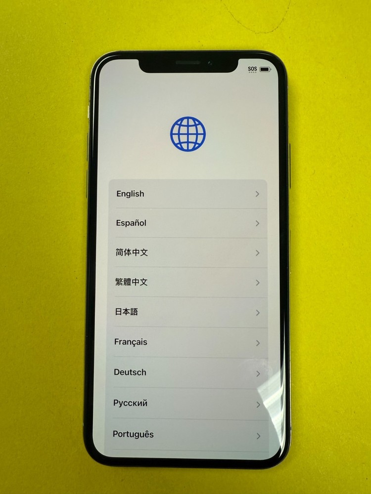 Apple iPhone XS – 256GB – Space Gray (Unlocked) – Average Condition