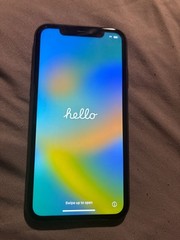 Apple iPhone 11 – 64GB – Black – Locked to carrier – Cricket