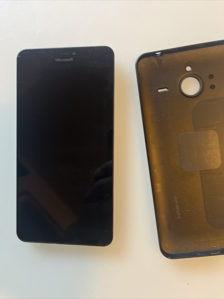 Nokia Microsoft Lumia 640 LTE (RM-1067) Locked For Parts Or Repair