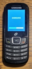 Samsung SGH-S150G – Black and Gray ( TracFone ) Rare Cellular Phone