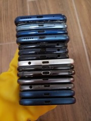 Lot of 14 Moto G7 Power /G Play 2021 and other for parts