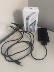 Apple iPhone 4S Black 32GB A1349 with Box