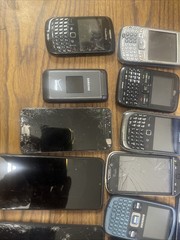 Lot of 31 smartphones – sold for parts or repair