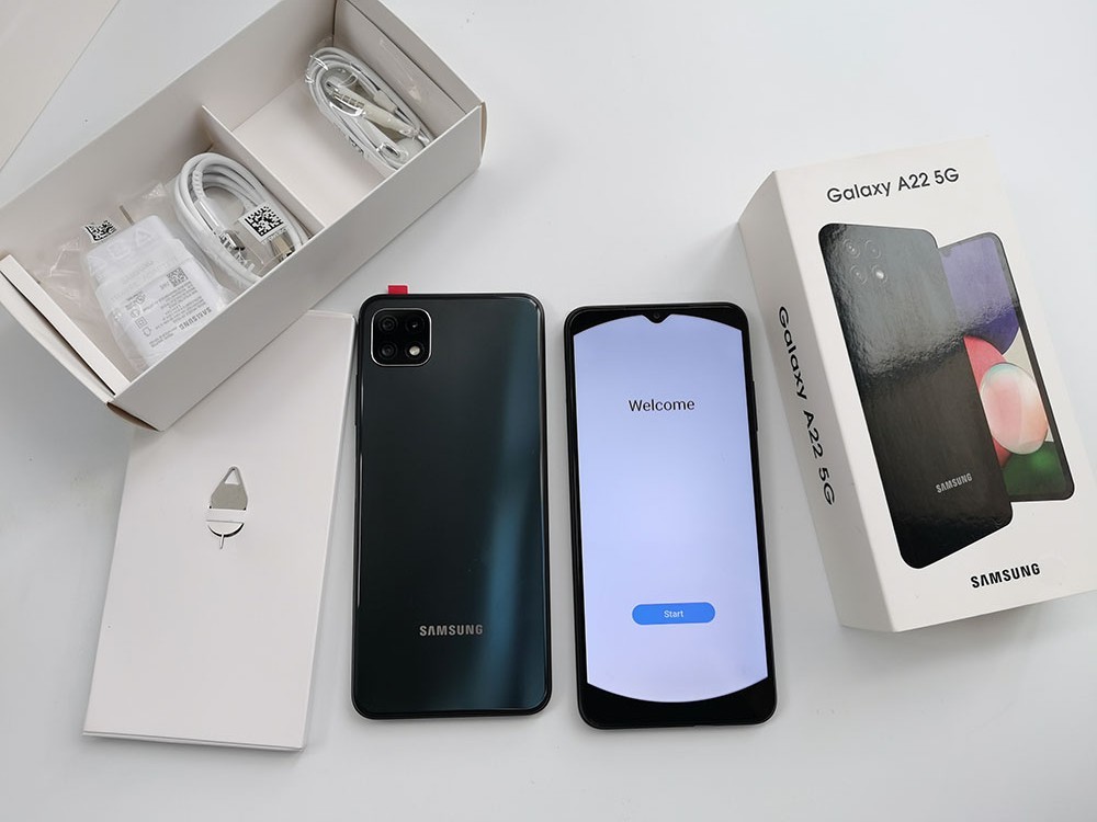 (Unlocked) Samsung Galaxy A22 5G – 128 GB – microSDXC – 48MP – 6.6″ – 5000mAh