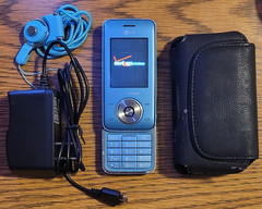 LG Chocolate 2 II VX8550 – Ice Blue ( Verizon ) Slider Phone – Very Rare Color