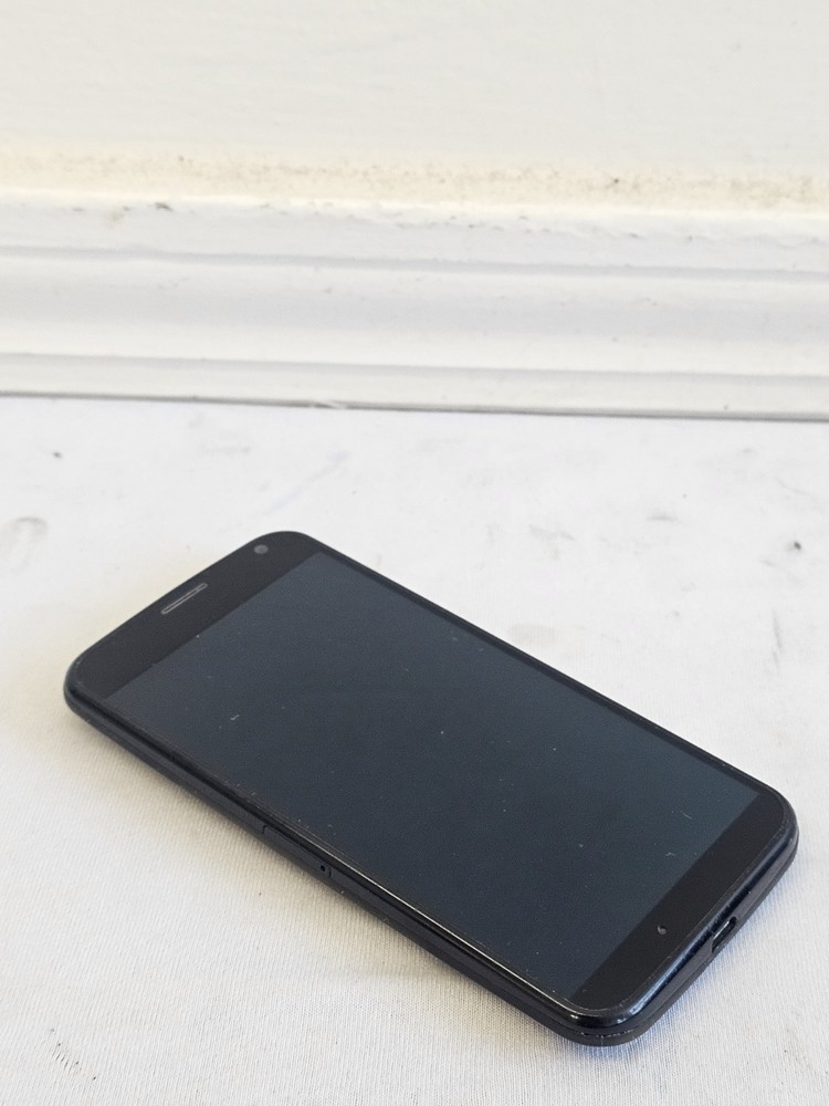 Motorola Moto X P30 Smartphone Carrier – N/A Storage – 16GB Tested and Working