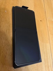 Motorola Razr 2024 XT2453 256GB Unlocked 6.9 Folding pOLED 64MP 6E 5G Koala Gray