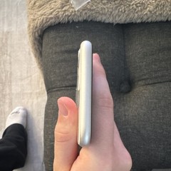 Apple iPhone 11 64GB White iOS Dual Rear Camera Smartphone For Parts/Not Working