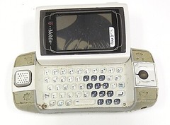 Sharp Sidekick iD PV150 – White and Gray ( T-Mobile ) Rare Smartphone
