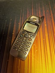 ✨ Nokia 6110 Gold Edition – RGB Glow-up 📸 Vintage Luxury Bling! 🌈