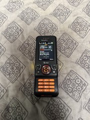 Sony Ericsson W580i Walkman 4G