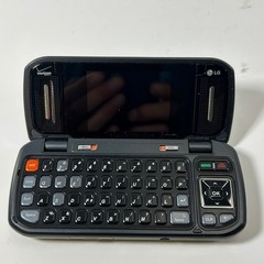 LG enV VX9900 – Green and Black ( Verizon ) Flip Keyboard Phone -Very Rare Color