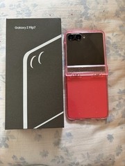 Samsung Galaxy Z Flip7 512GB Flip 12MP Coral Open Box w/ Box + USB Unlocked