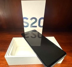 Samsung Galaxy S20 FE 5G SM-G781U AT&T Only 128GB Cloud Navy – Used