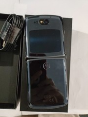 NEW Motorola Moto Razr 5G Razr2 2020 XT2071 256GB Unlocked Android Smartphone