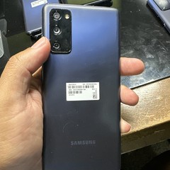 Samsung Galaxy S20 FE – 128 GB – Cloud Navy (Unlocked)